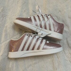 🌸 Brand New Girl’s K•Swiss Pink Glitter Tennis Shoes
